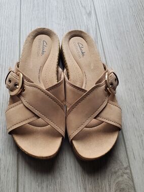 Clarks Beige Crisscross Buckle Slide Mules